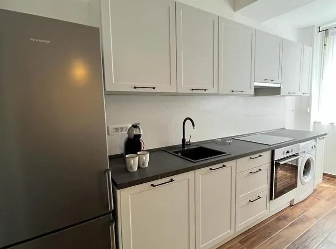 Lux Apartmans Апартаменти *