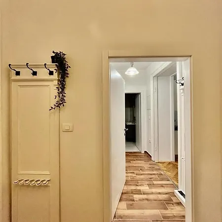 Lux Apartmans