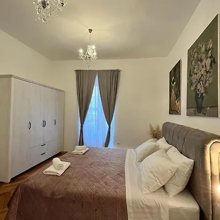 Lux Apartmans *