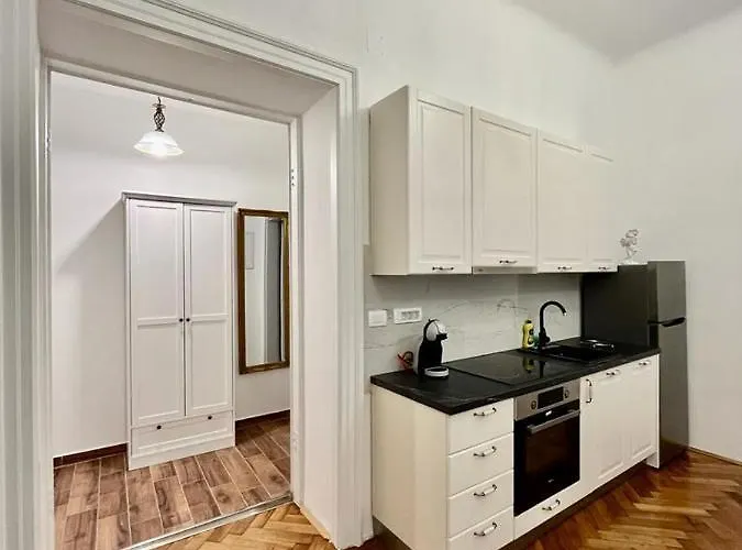 Lux Apartmans Apartament *